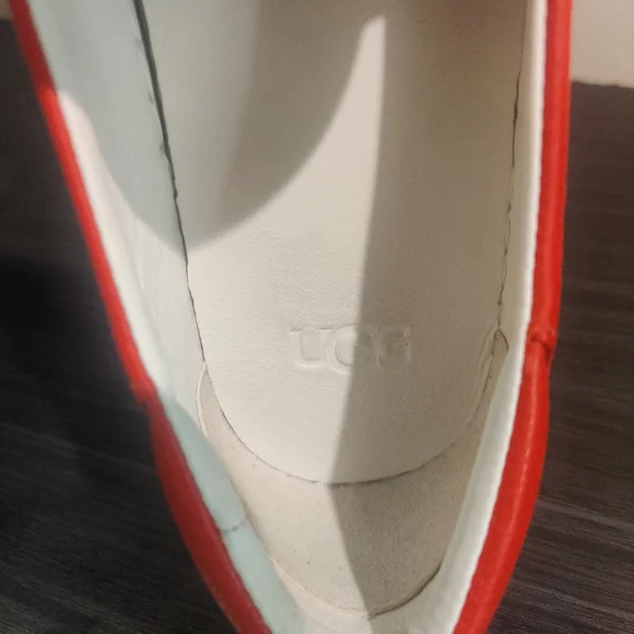 UGG Chayze Platform Sneakers Leather Slip On Round Toe Rubber Sole Red 8.5 Mint - Picture 15 of 15